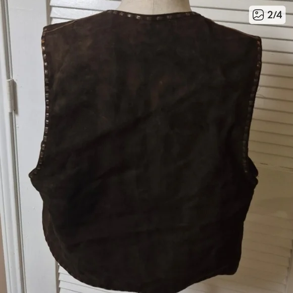 Brown Leather Vest with Toggle Closures - Picture 2 of 4